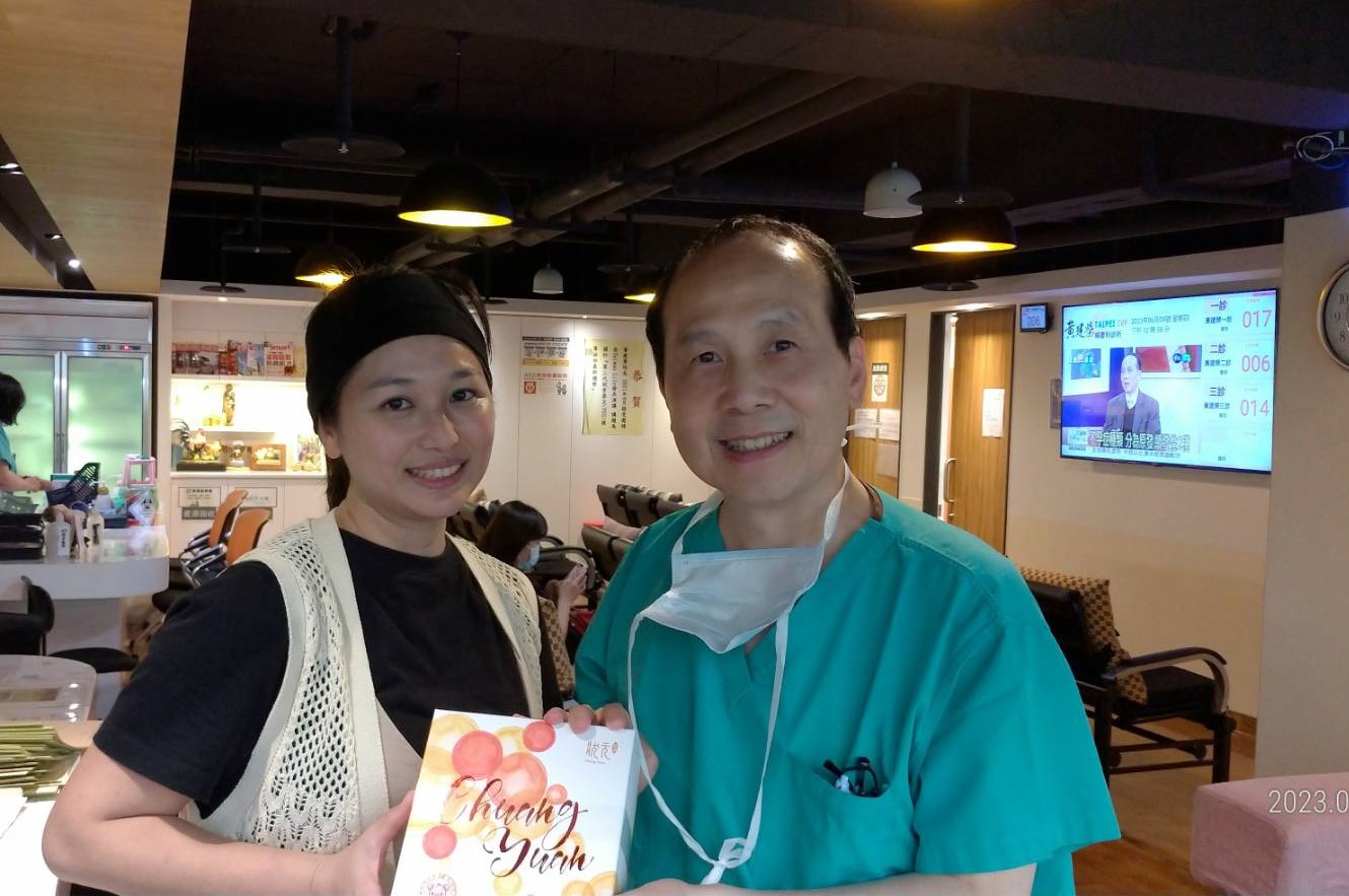 剛做完月子的媽咪回來報喜囉