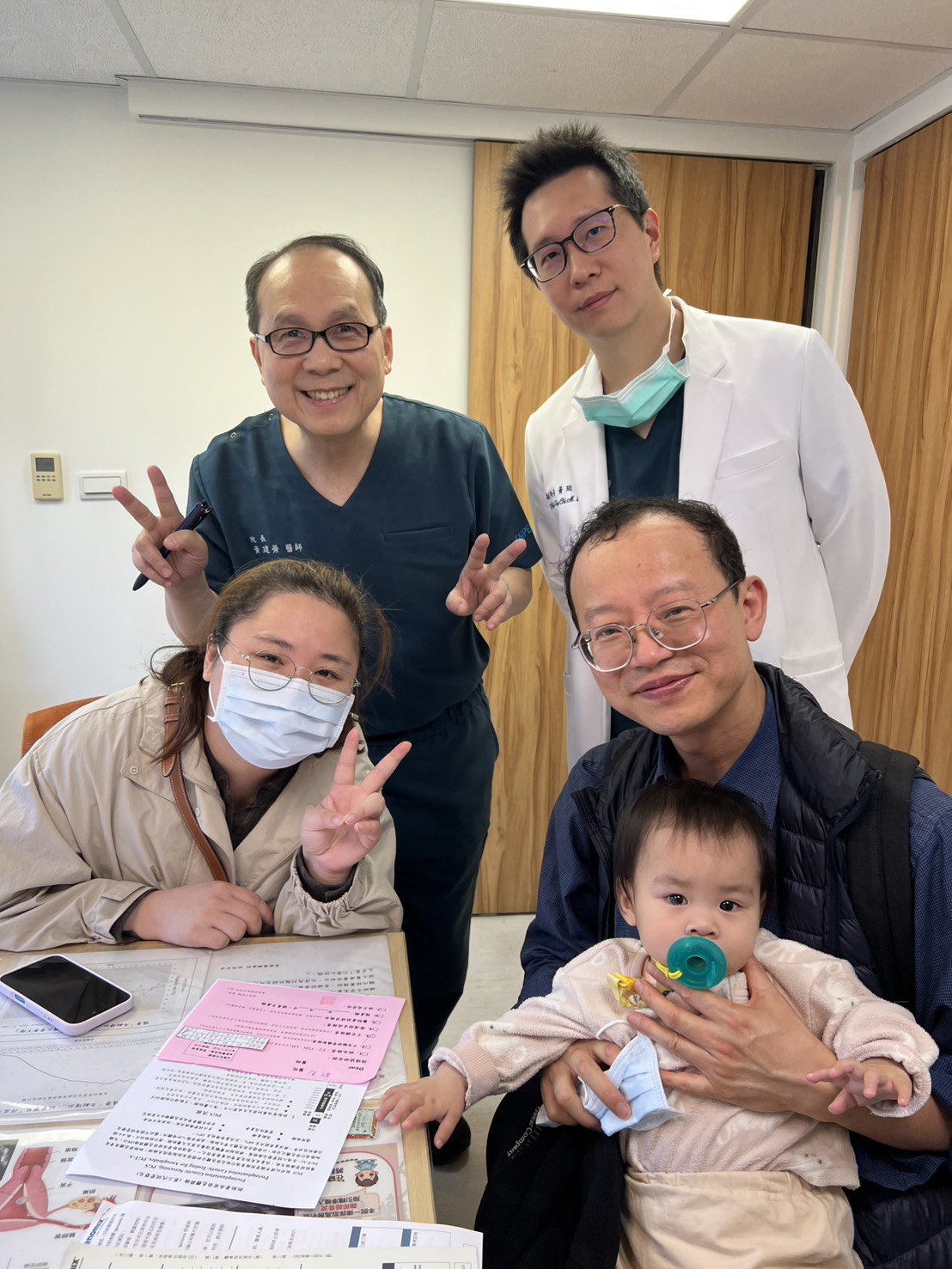 小寶貝陪著爸媽回來備孕二寶囉!